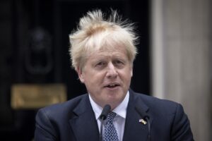 Boris Johnson anunció su dimisión como primer ministro británico