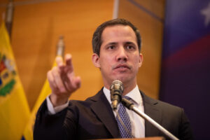 Guaidó espera que el diálogo en México logre “mejores condiciones” electorales