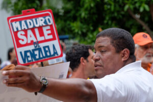 Organización venezolana en Miami rechaza la reanudación del diálogo con Caracas