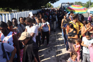 México niega permiso de tránsito a 1.000 migrantes varados en la frontera sur